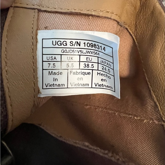 UGG Aureo Brown Leather Ankle Boot Lug Sole Bootie Zipper Size 7.5 - Picture 13 of 13